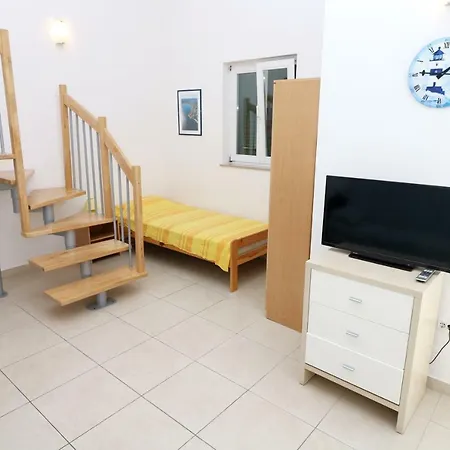 City Center Apartment *